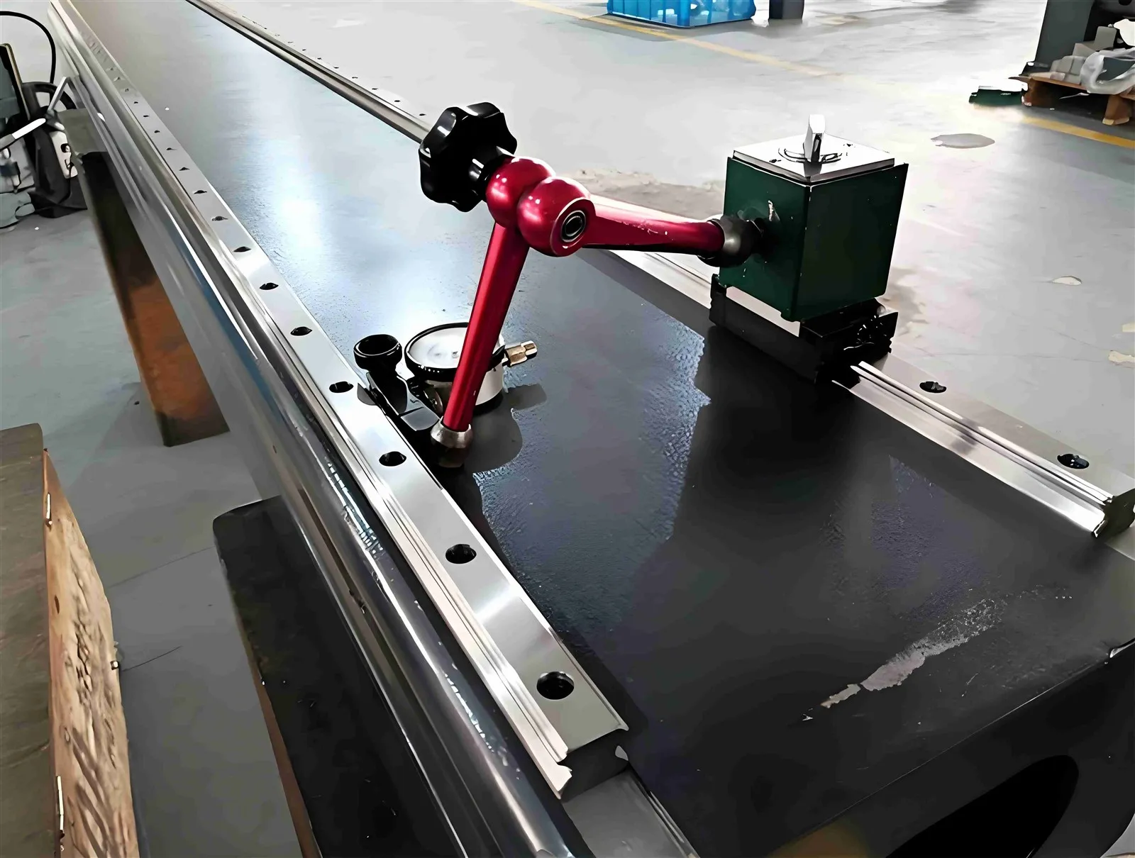 Automatic Aluminium Formwork Cutting saw Automatic Aluminium Formwork Cutting saw